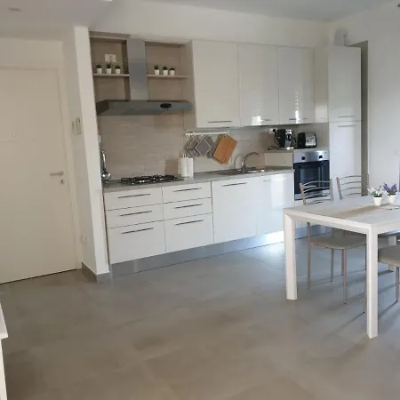 Alle Porte Di 3min Fiera 3 Min Mare Apartmán *